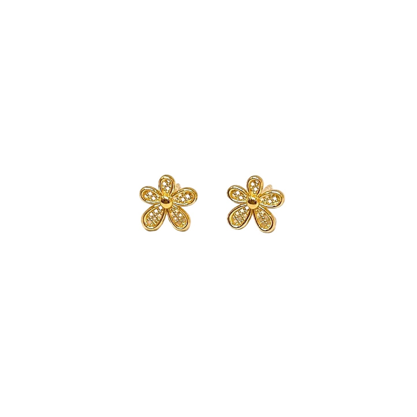Floral Cut-Out With Mesh Petals Stud Earrings