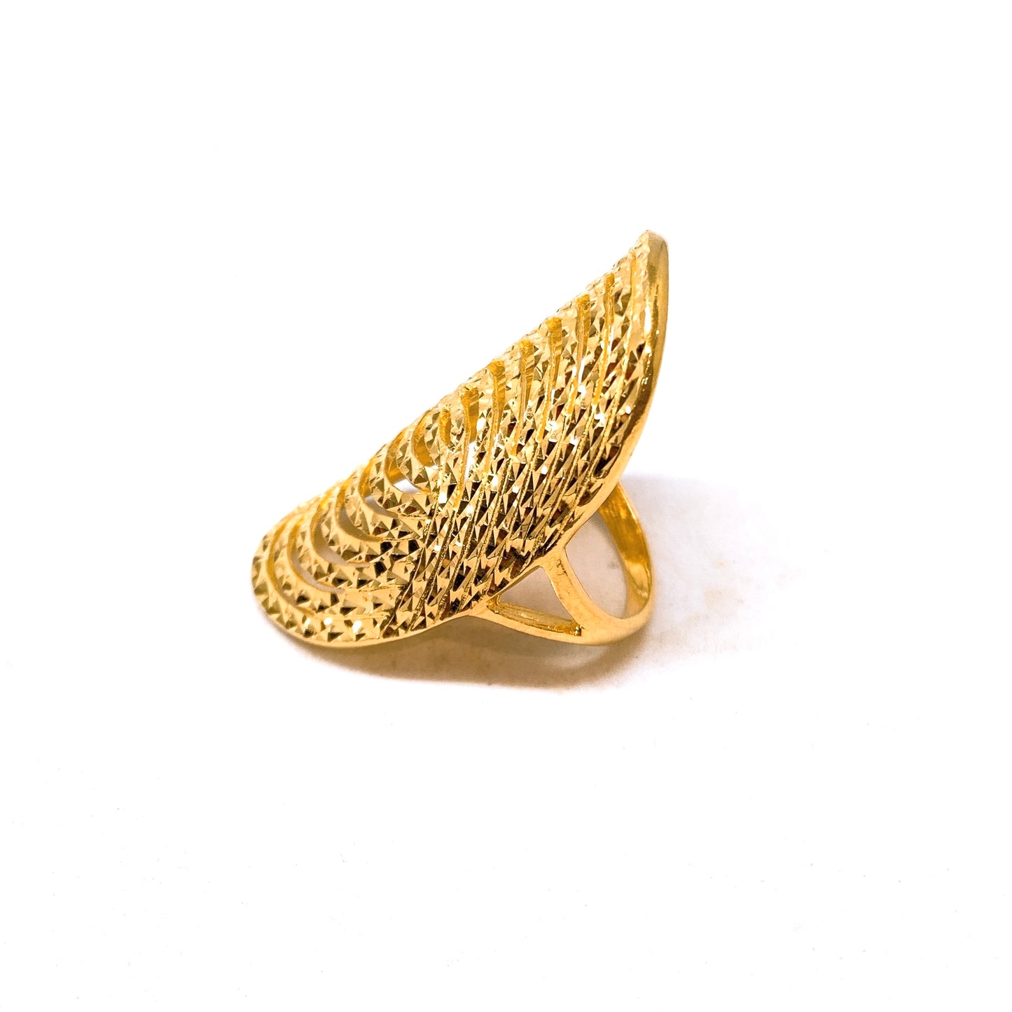 Pringle Ring ( Cutting )