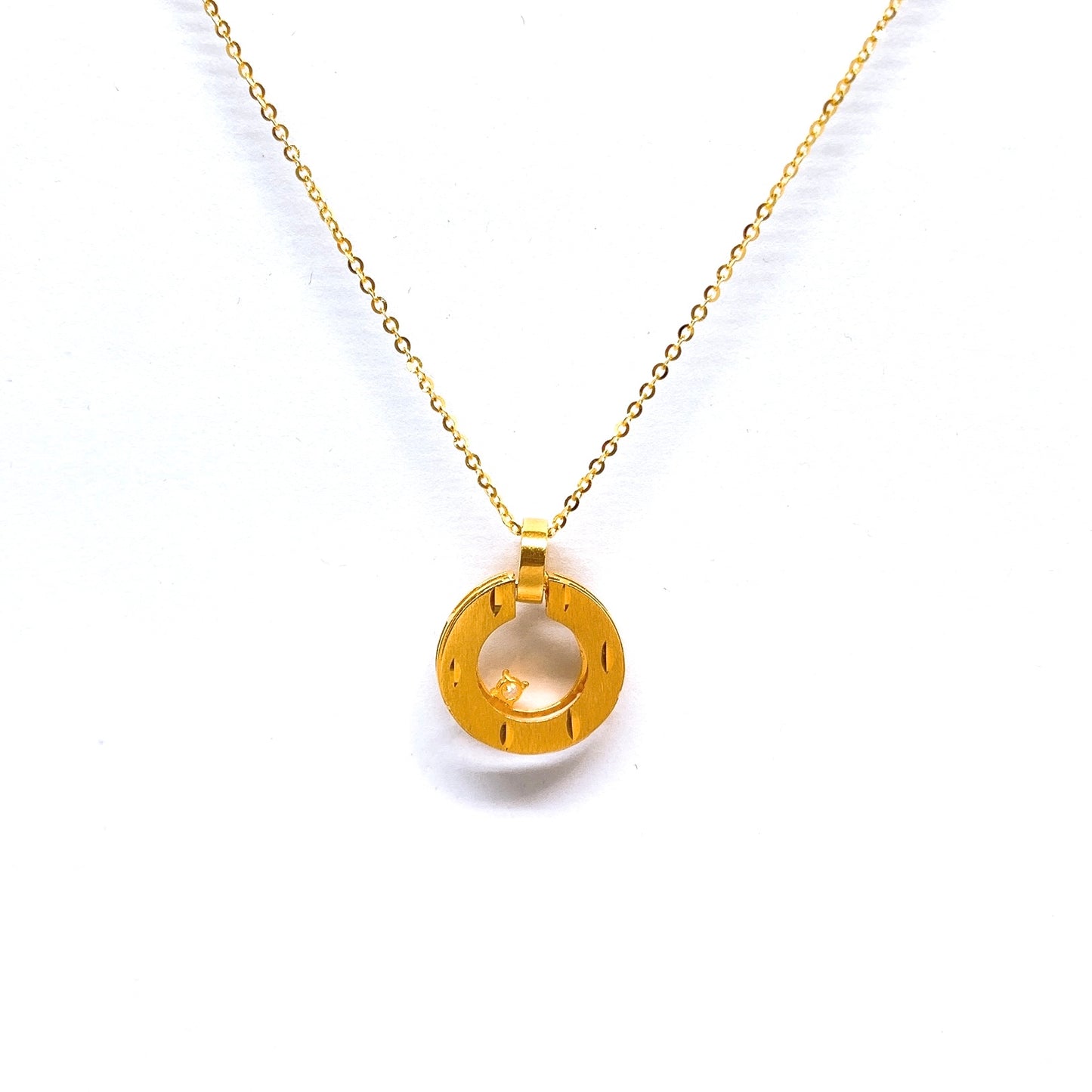 Blingy Circle Necklace Set