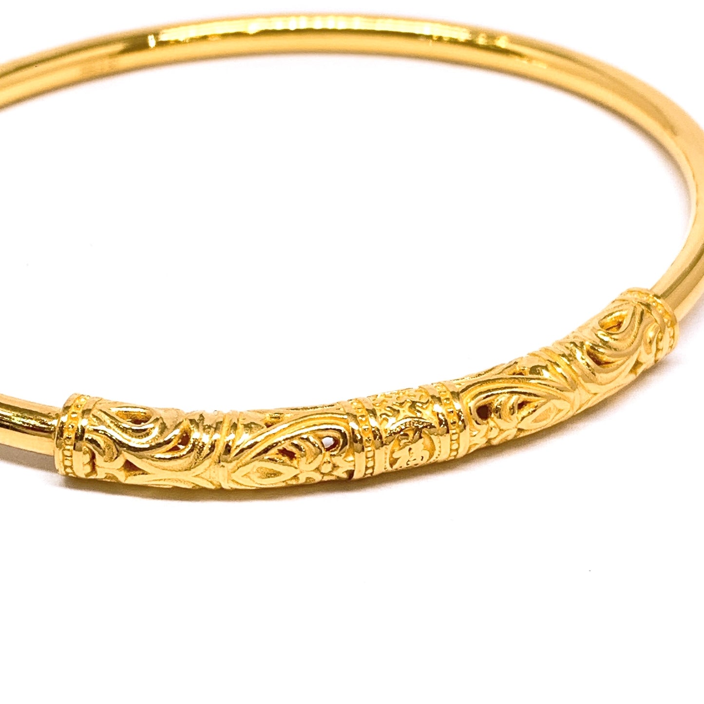 Golden Rod Bangle - Oval