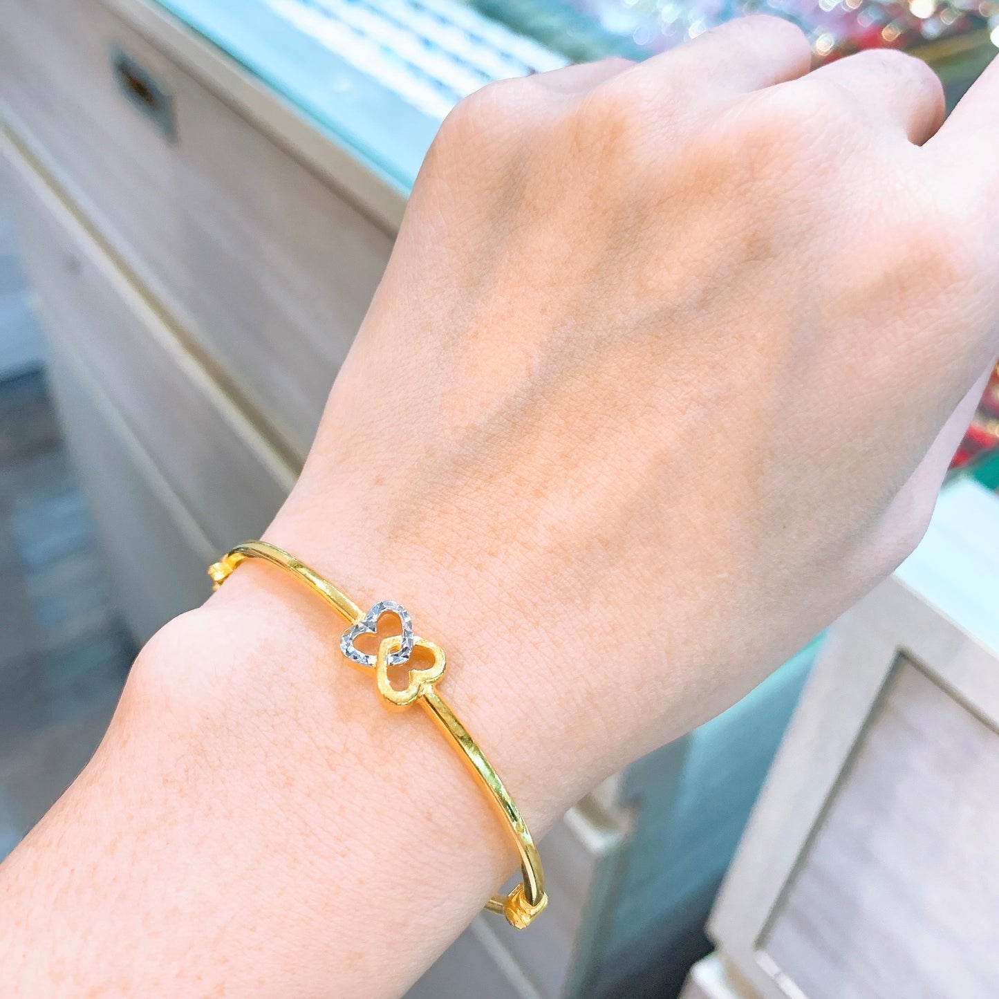 Two Tone Interlinked Hearts Bangle - Oval