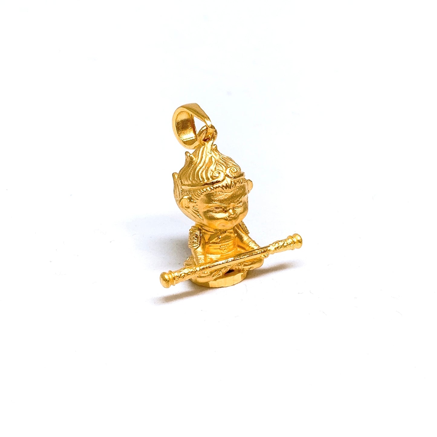 3D Sun Wu Kong With Golden Rod Pendant ( Sitting )