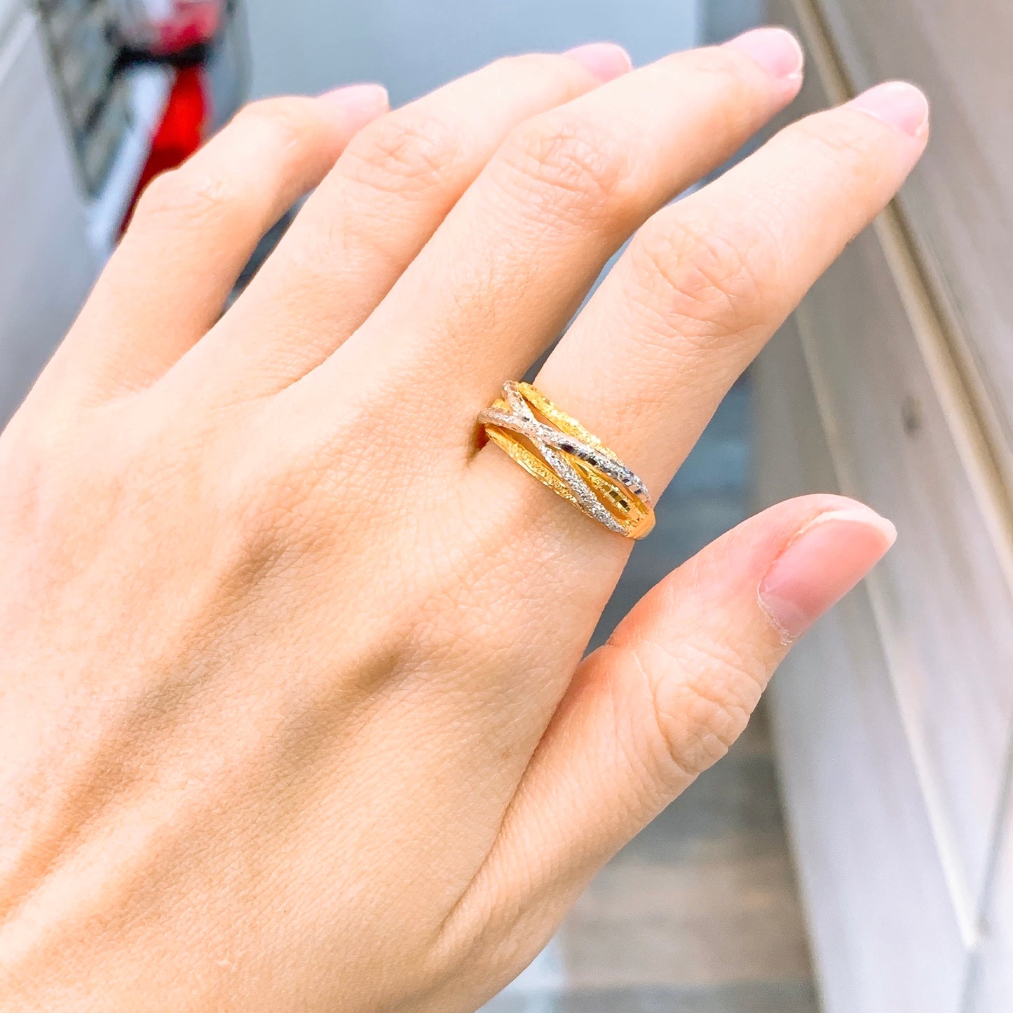 Two Tone Criss Cross Ring