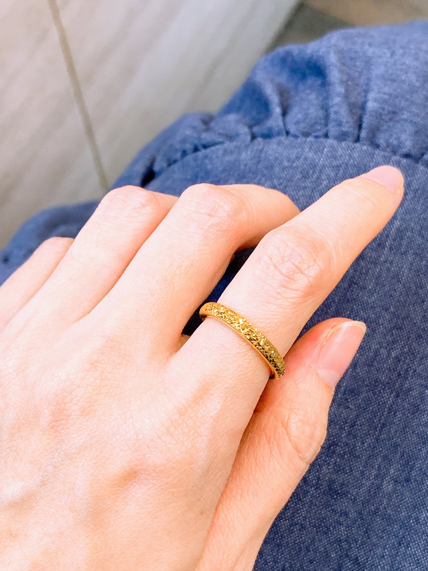 Hollow Criss Cross Cut Ring