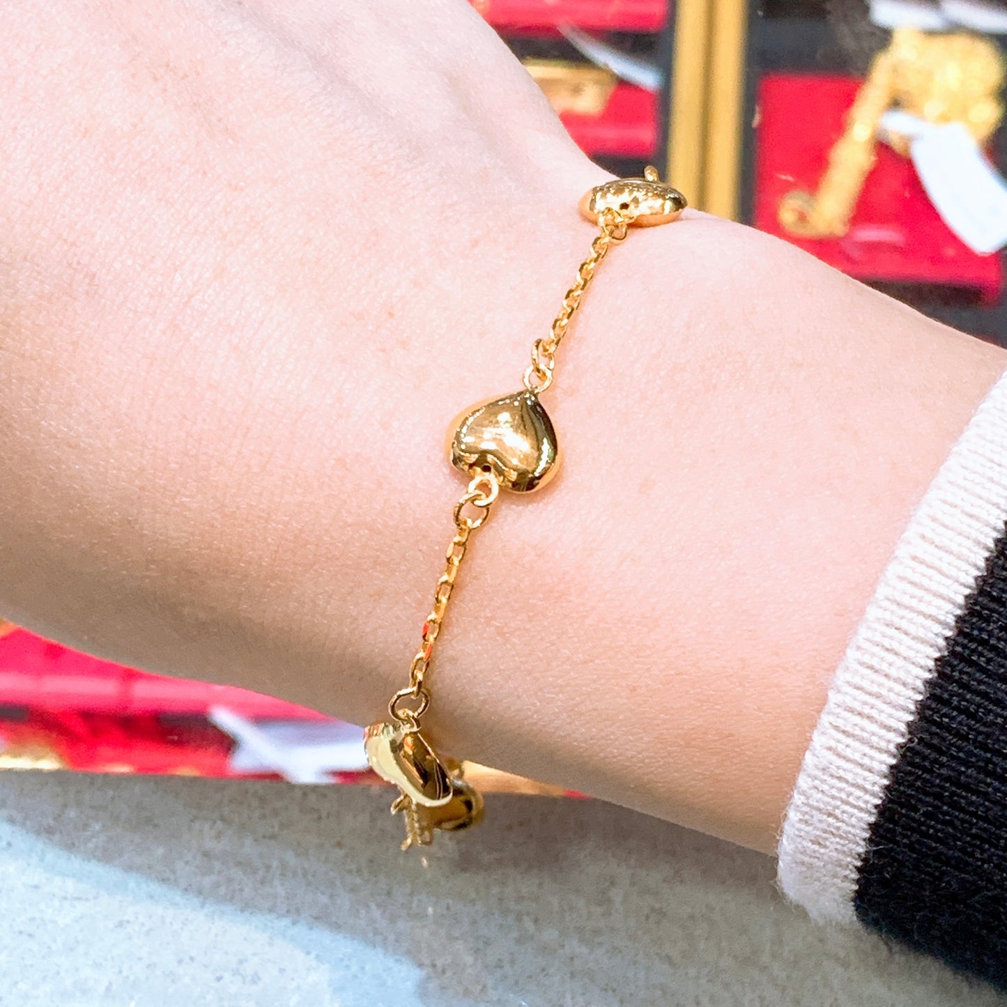 Polished Hearts Dainty Bracelet