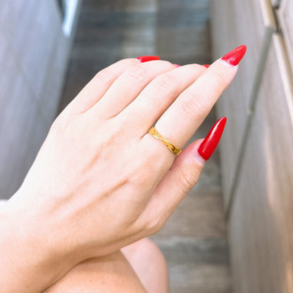 Twist Band Ring