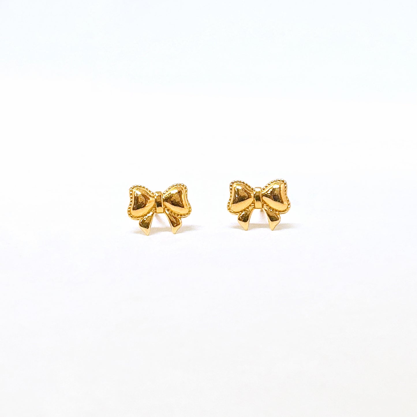 Classic Cutesy Ribbon Stud Earrings