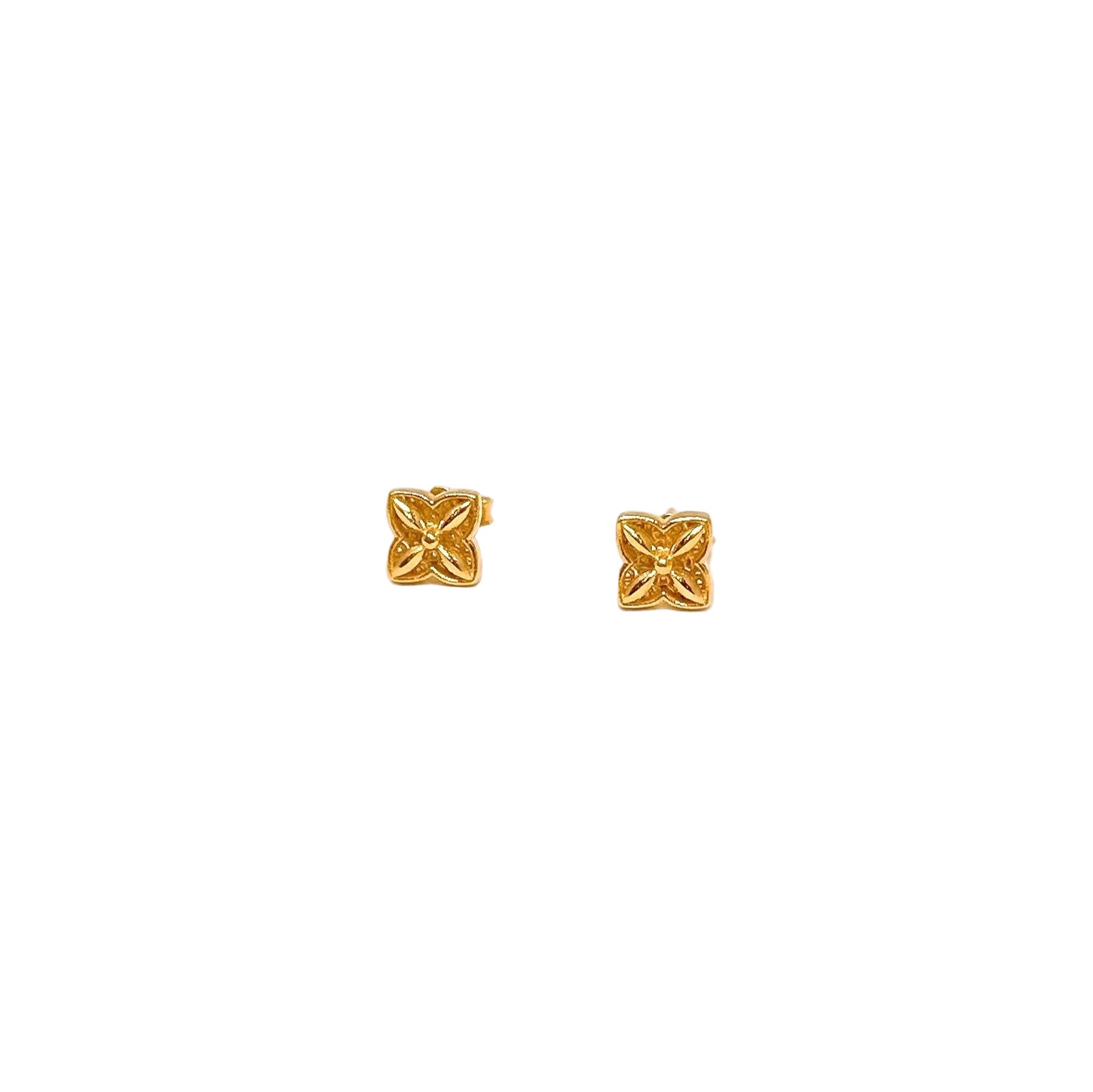 Quatrefoil Flower Stud Earrings