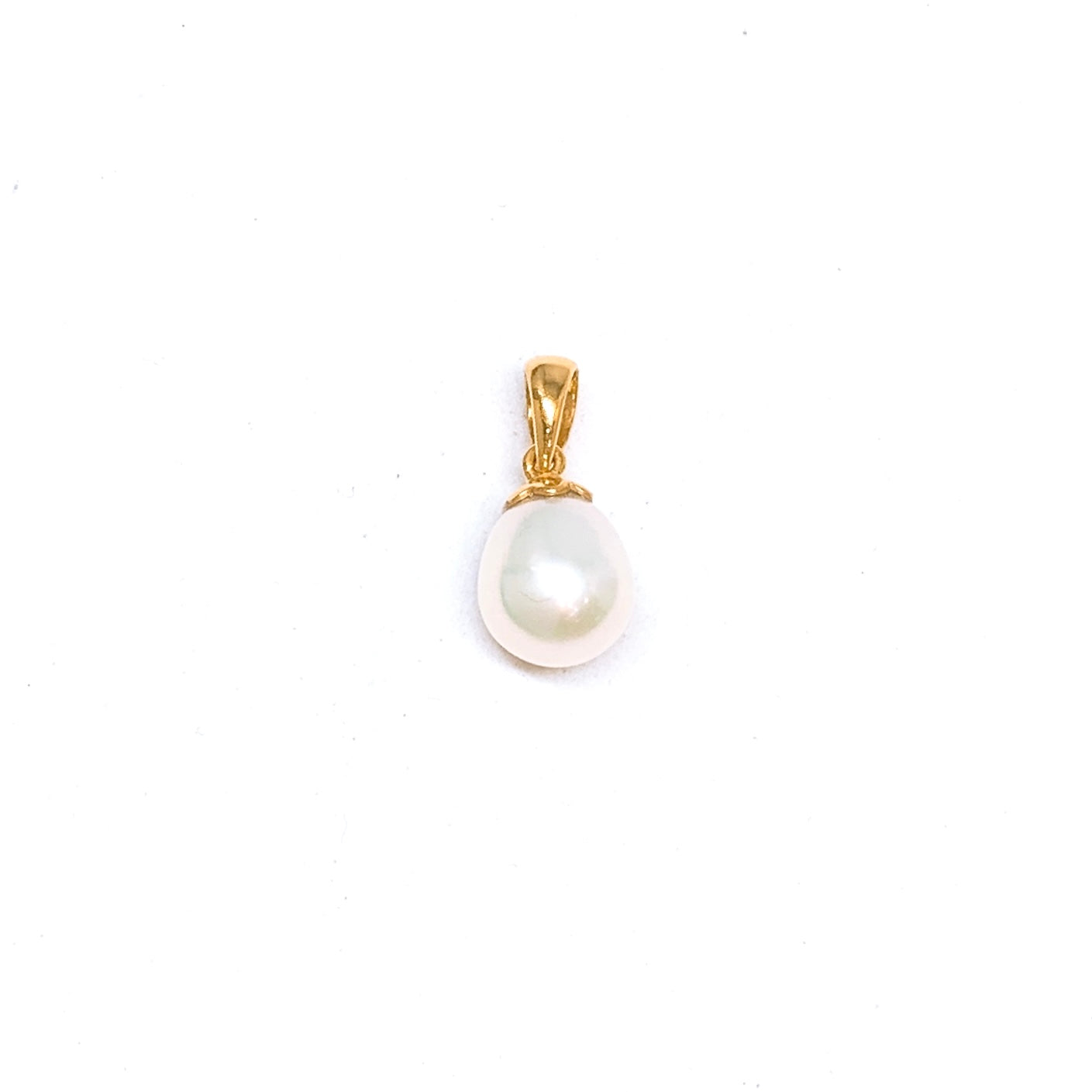 Pearl Drop Pendant