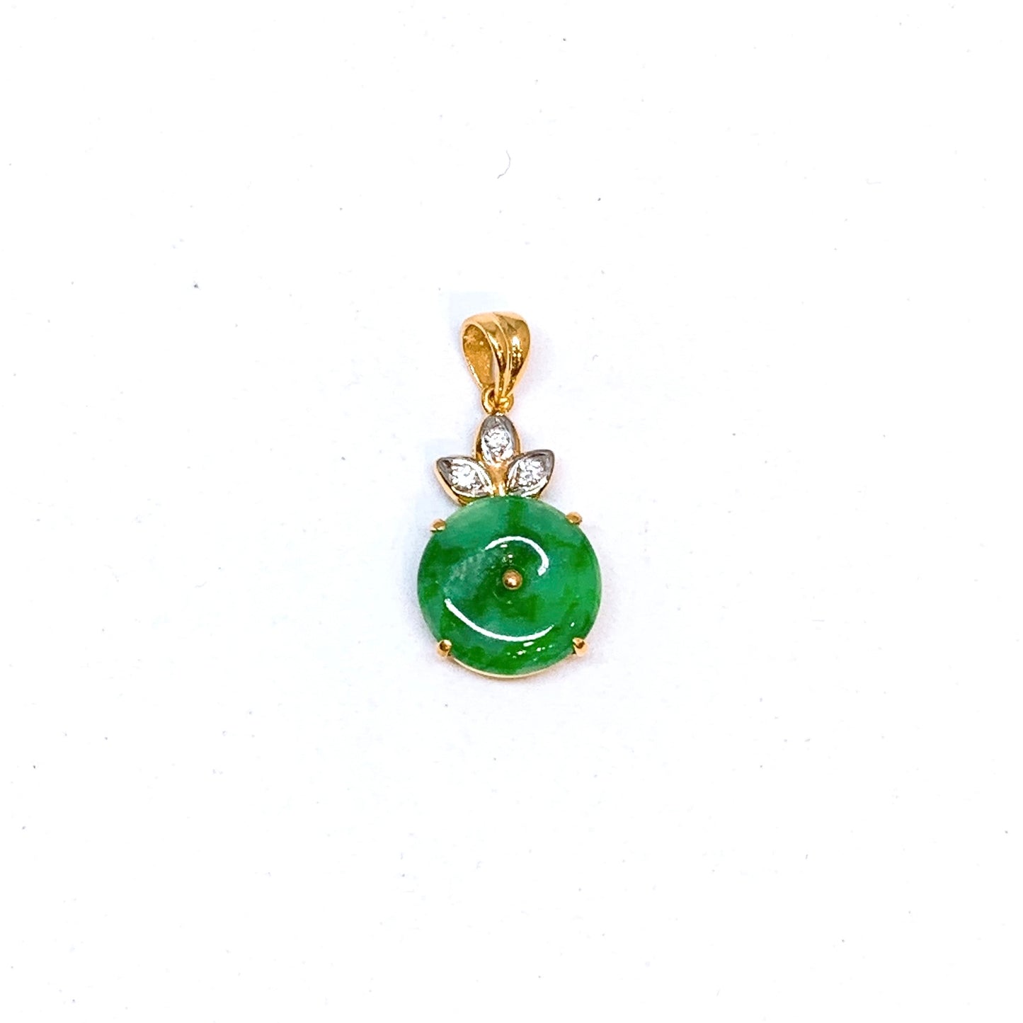 Petite Floral Jade Donut Pendant ( Yellow Gold and Diamond )