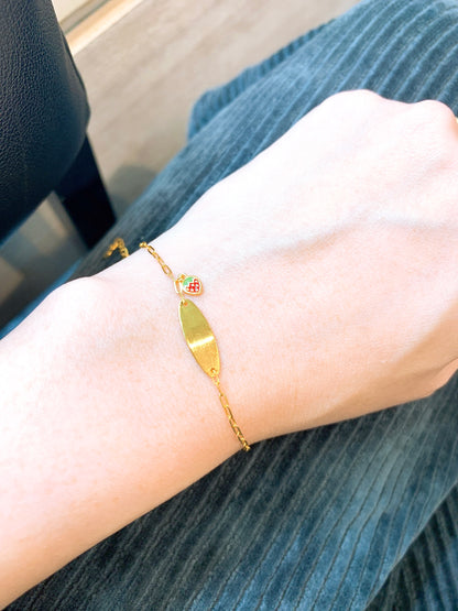 Dainty Oval Plate With Strawberry Bracelet