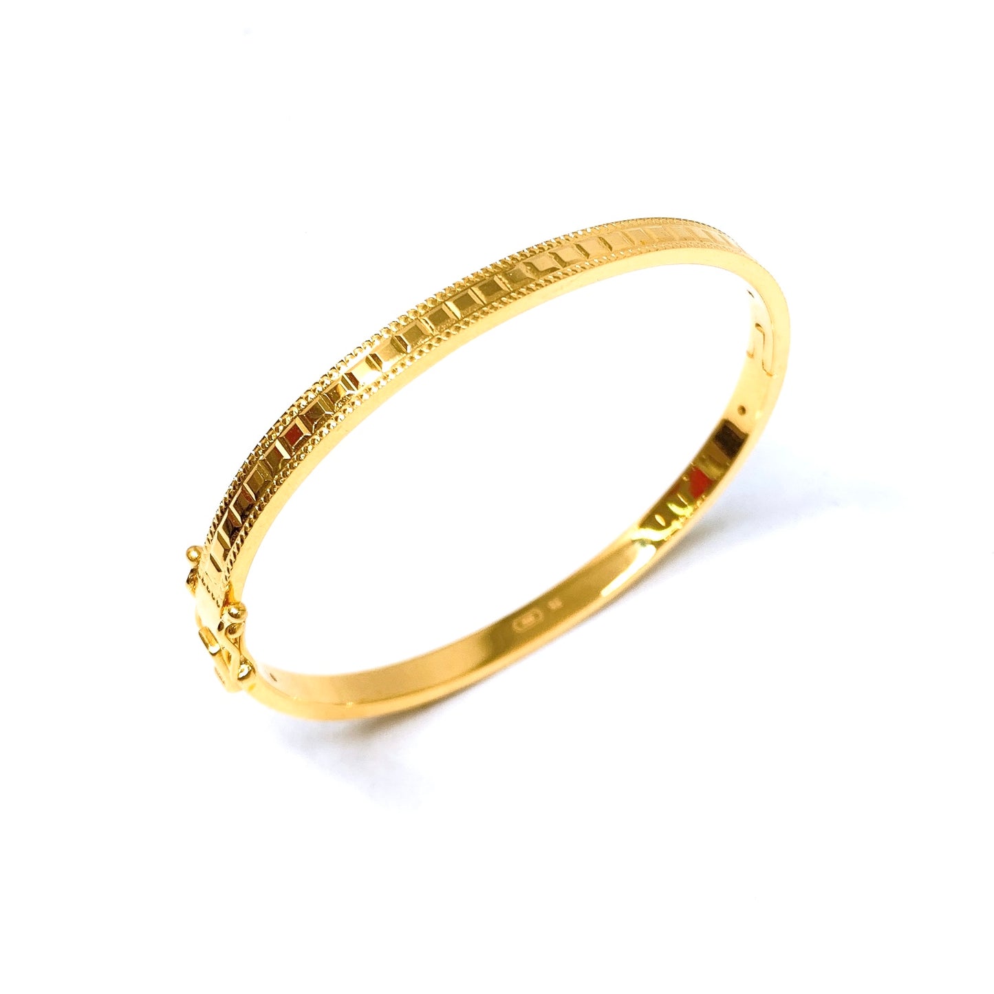 Cube Trim Bangle - Oval