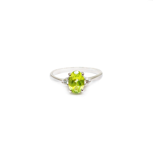 White Gold Oval Peridot With Diamond Ring