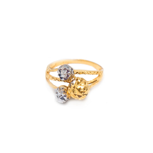 Two Tone Three Beads Ring - Cutting